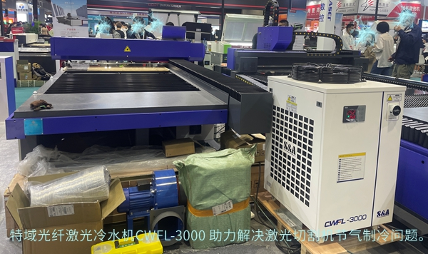 激光切割机为什么需要辅助气体?